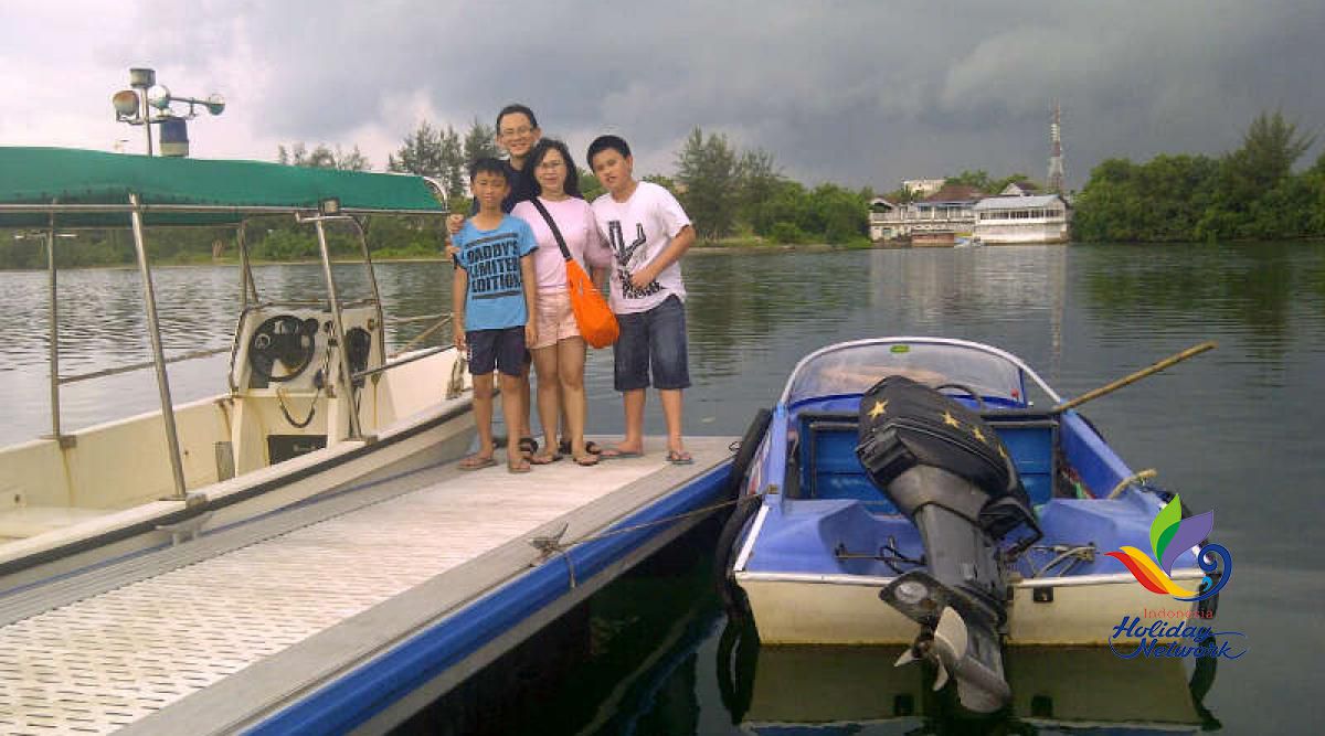 belitung destination Bandoeng River