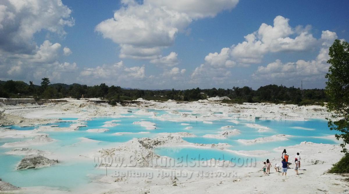 جدول اليوم #3 - الوجهة Danau Kaolin| Kaolin Lake|高岭土湖|بحيرة كاولين