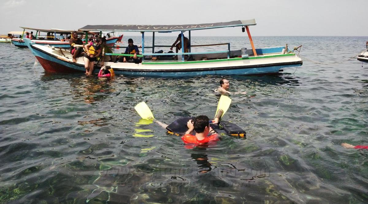 جدول اليوم #2 - الوجهة Pulau Lengkuas|Galangal Island|高良姜岛|جزيرة جالانجال