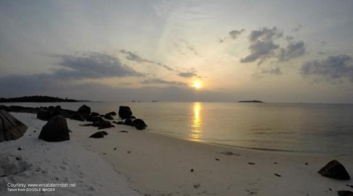 belitung destination Pantai Bebilain