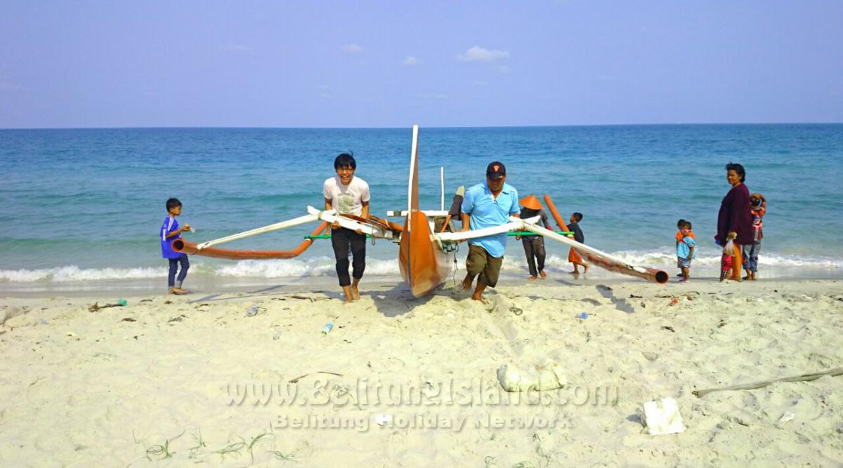 جدول اليوم #1 - الوجهة Pantai Serdang| Serdang Beach|沙当海滩|شاطئ سيردانغ