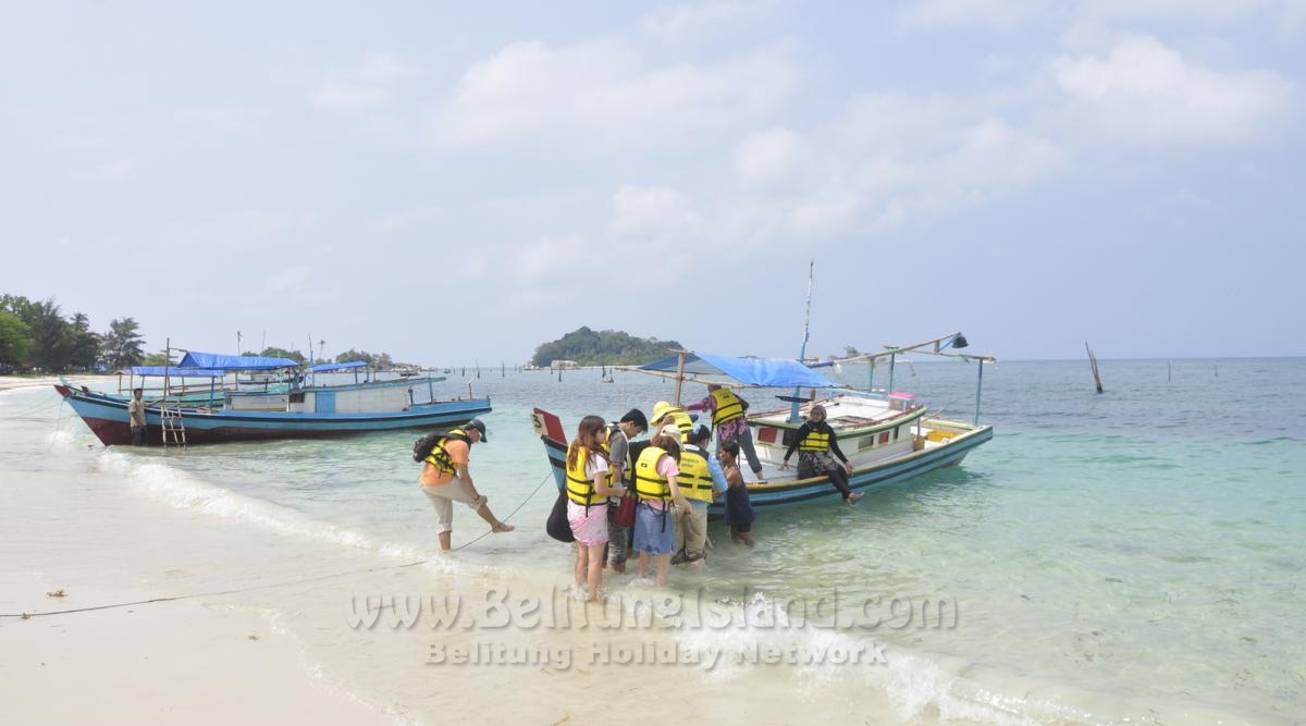 belitung destination Tanjung Kelayang