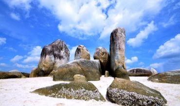 Batu Berlayar|Sailing Stone|帆船石|حجر الإبحار