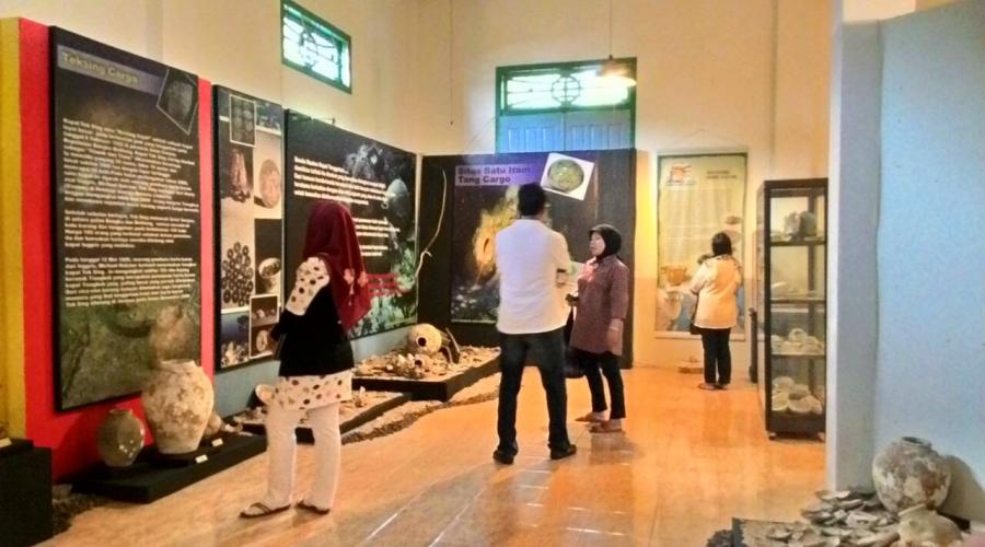 foto #2 http://www.belitungisland.com foto #2 http://www.belitungisland.com